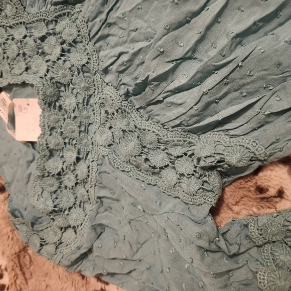 Tantrums Top New - Picture 3 of 7